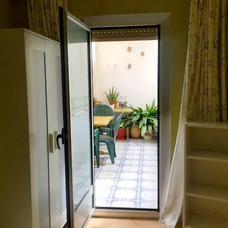 Апартаменты Centrico Castillo S. Barbara *